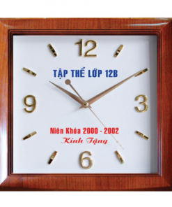 Đồng hồ treo tường vuông